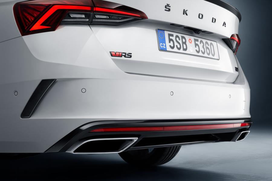 Детали экстерьера Skoda Octavia RS iV 2020 года  (WW) (фото 7 из 40)
